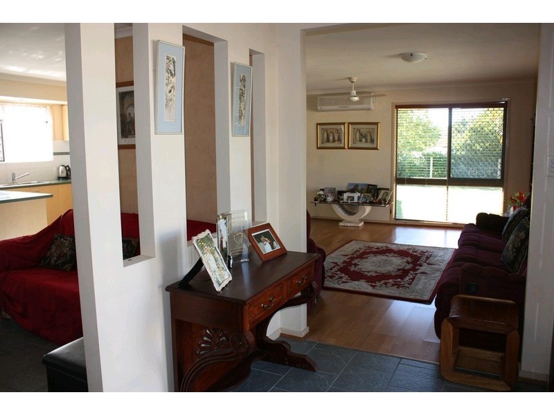 4 Minden Crescent, Helensvale QLD 4212