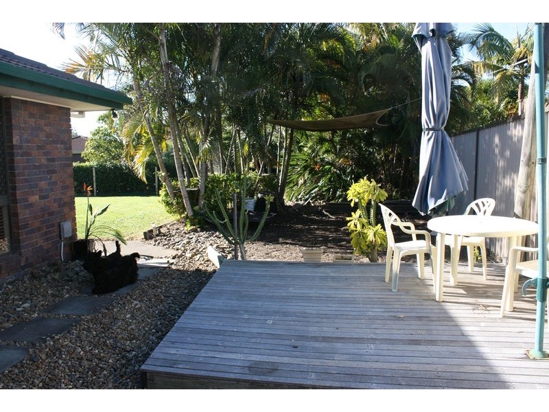 4 Minden Crescent, Helensvale QLD 4212