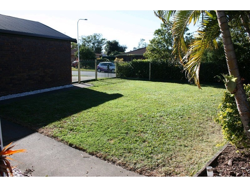 4 Minden Crescent, Helensvale QLD 4212