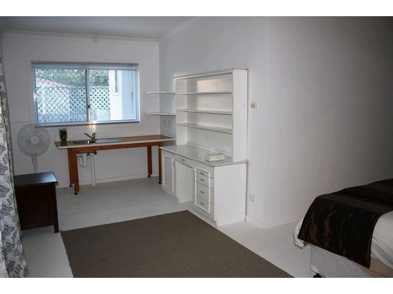 19 Cawthray Street, Biggera Waters QLD 4216