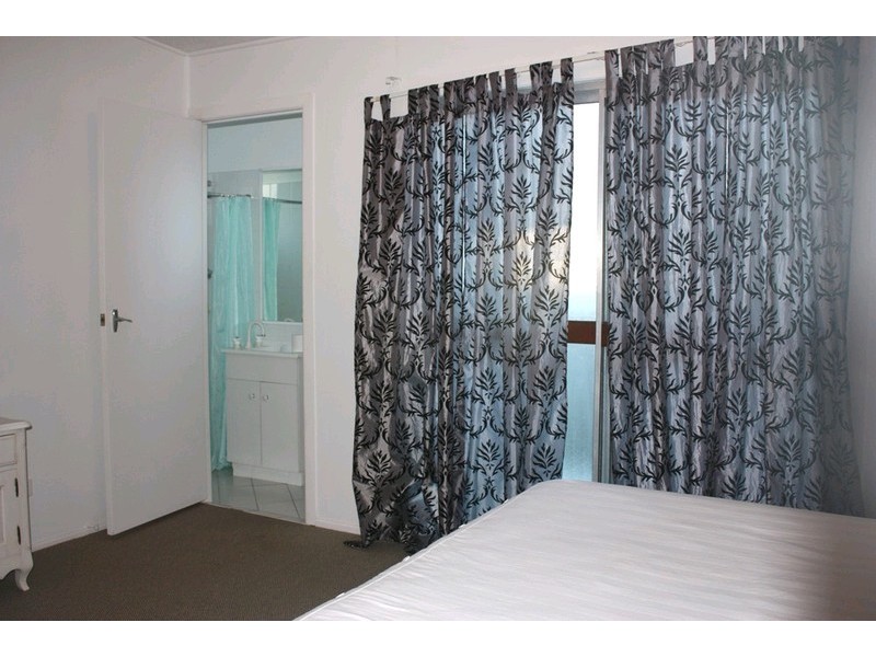 19 Cawthray Street, Biggera Waters QLD 4216