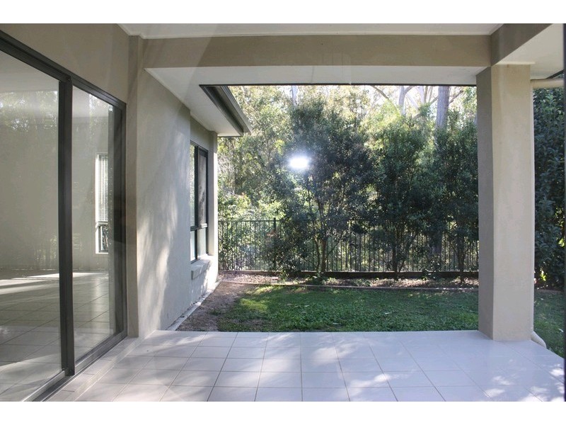 26 Lockwood Place, Molendinar QLD 4214