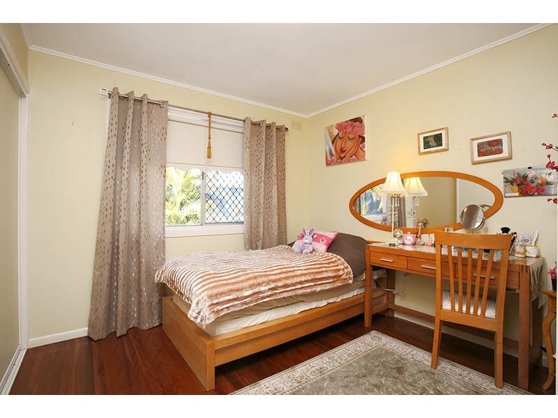 10 Clare Street, Southport QLD 4215