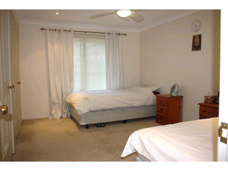 138 Currumburra Road, Ashmore QLD 4214