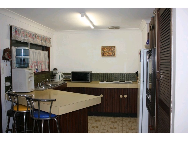 9 Patura Drive, Ashmore QLD 4214