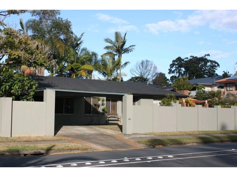 9 Patura Drive, Ashmore QLD 4214