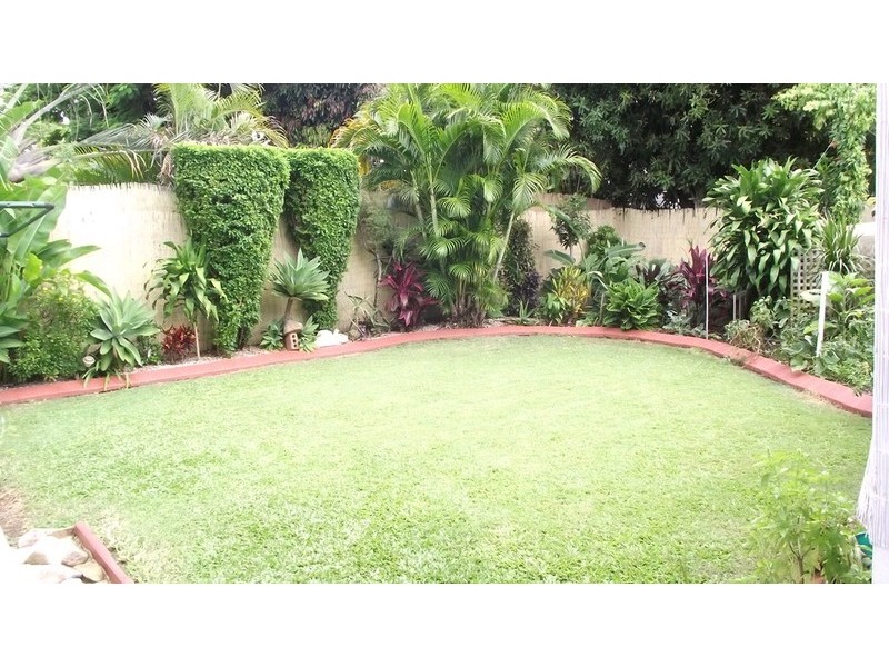 44 Nerang Broadbeach Road, Nerang QLD 4211