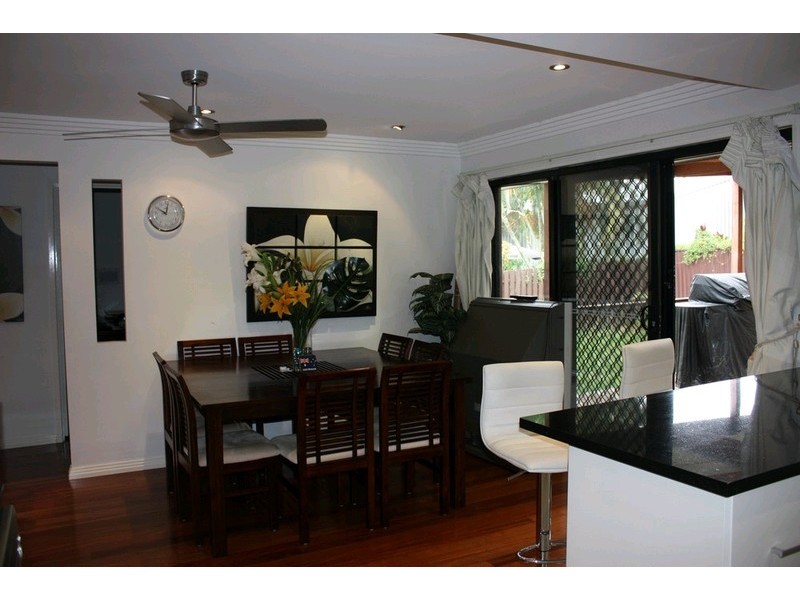 218 Benowa Road, Benowa QLD 4217