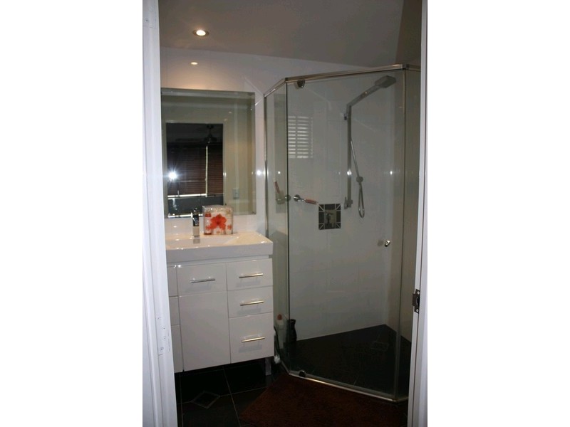 218 Benowa Road, Benowa QLD 4217