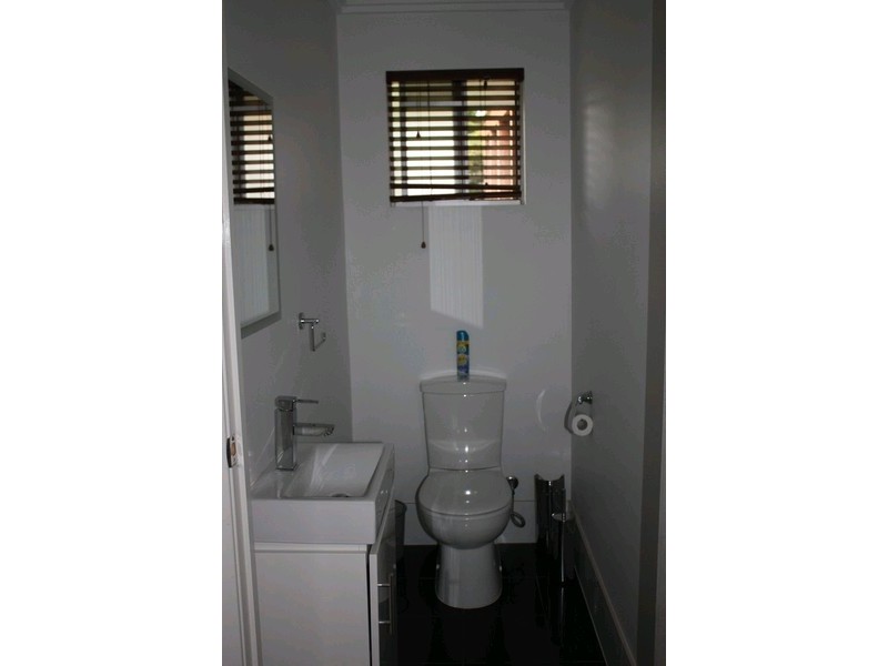 218 Benowa Road, Benowa QLD 4217