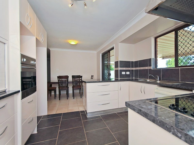 79 Pappas Way, Carrara QLD 4211