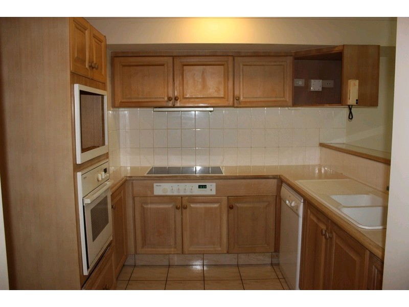 54/100 Morala Avenue, Runaway Bay QLD 4216