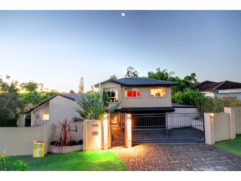 5 Ainsley Avenue, Ashmore QLD 4214