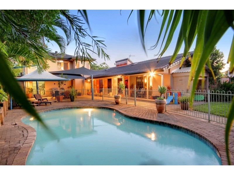 5 Ainsley Avenue, Ashmore QLD 4214