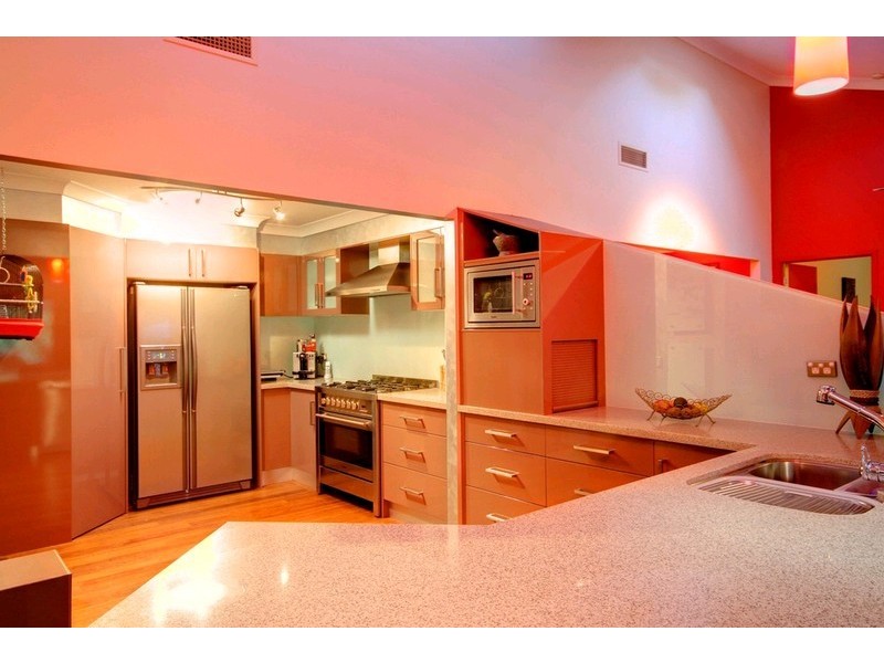 5 Ainsley Avenue, Ashmore QLD 4214