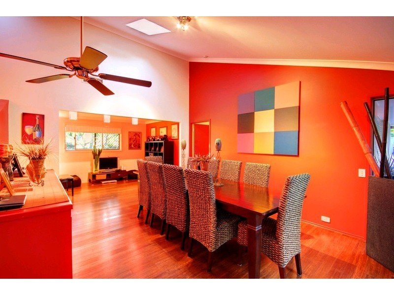 5 Ainsley Avenue, Ashmore QLD 4214