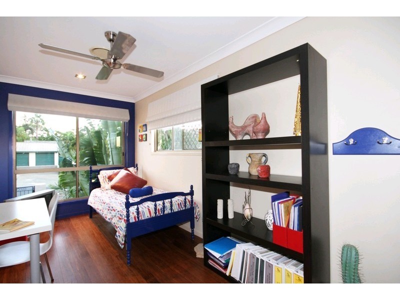 5 Ainsley Avenue, Ashmore QLD 4214