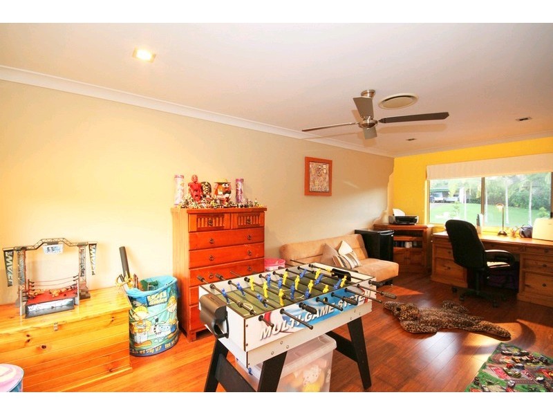 5 Ainsley Avenue, Ashmore QLD 4214