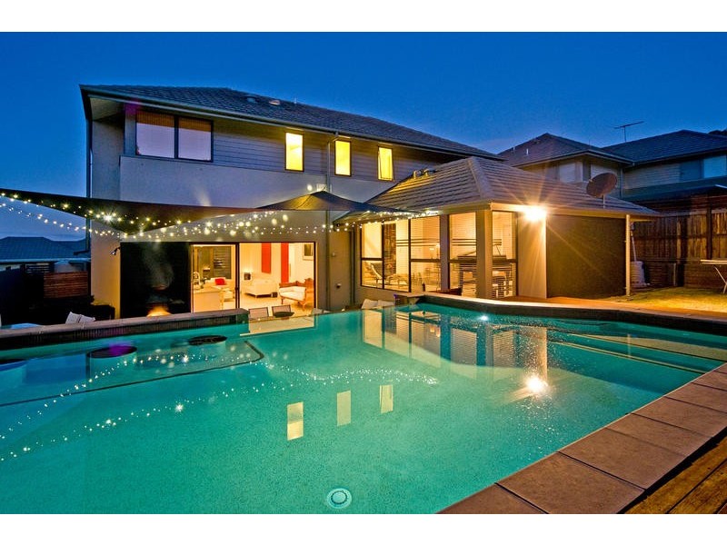 19 Hepburn Close, Wakerley QLD 4154