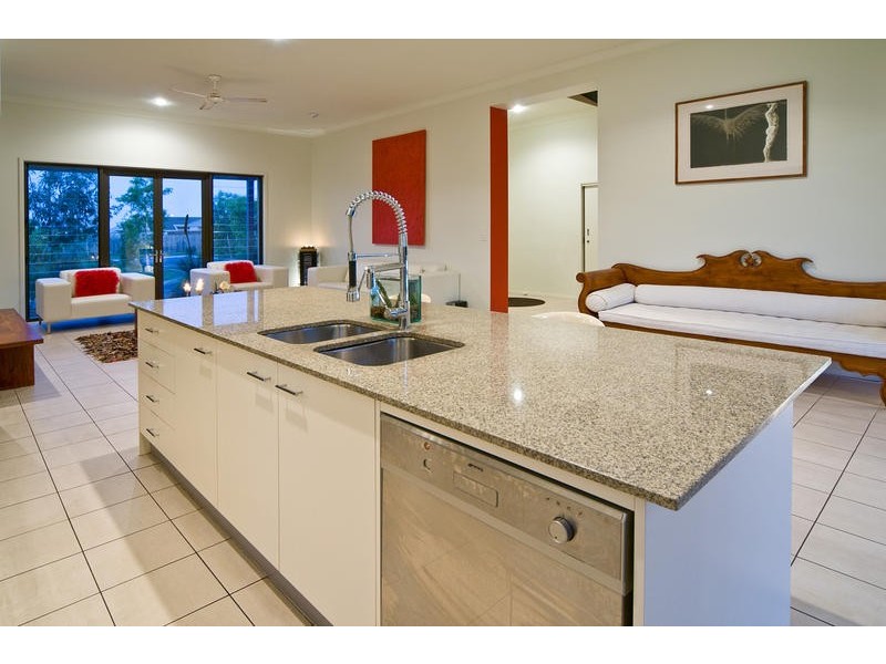 19 Hepburn Close, Wakerley QLD 4154