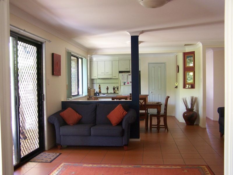 14 Cresthill Street, Birkdale QLD 4159