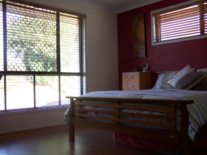 14 Cresthill Street, Birkdale QLD 4159