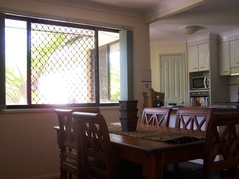 14 Cresthill Street, Birkdale QLD 4159