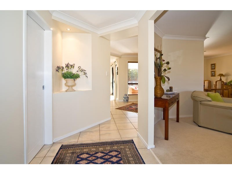 42 Trafalgar Vale Avenue, Wellington Point QLD 4160