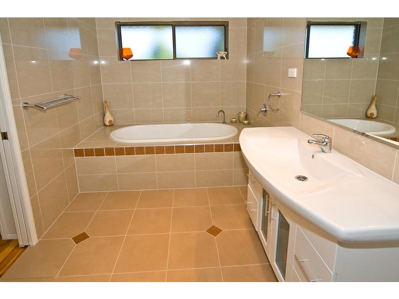 1 Topaz Street, Alexandra Hills QLD 4161