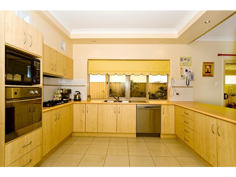 5 Mallan Terrace, Birkdale QLD 4159