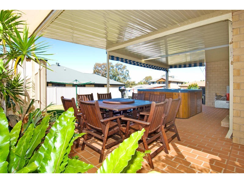 5 Mallan Terrace, Birkdale QLD 4159