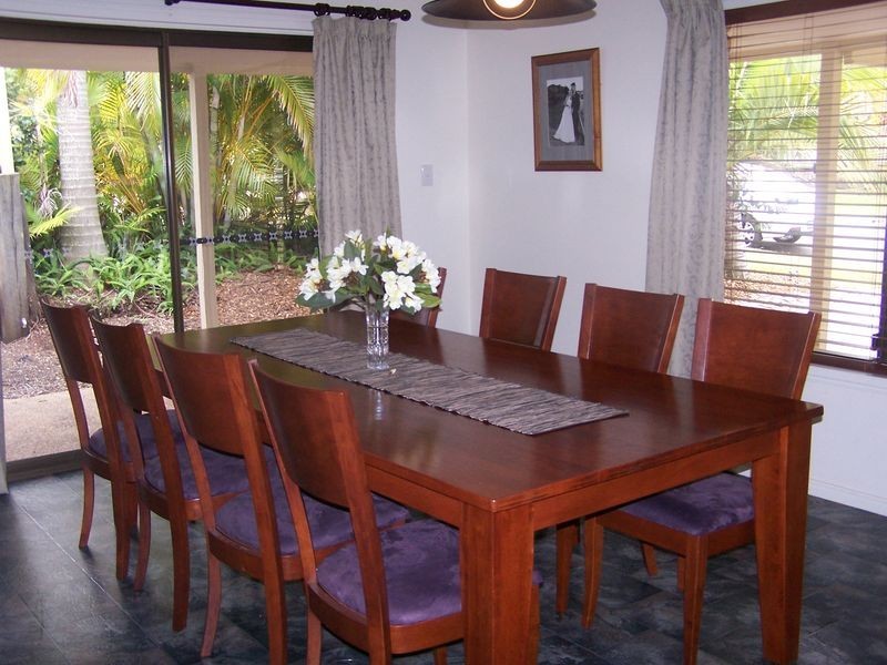 17 Sylvania Street, Wellington Point QLD 4160