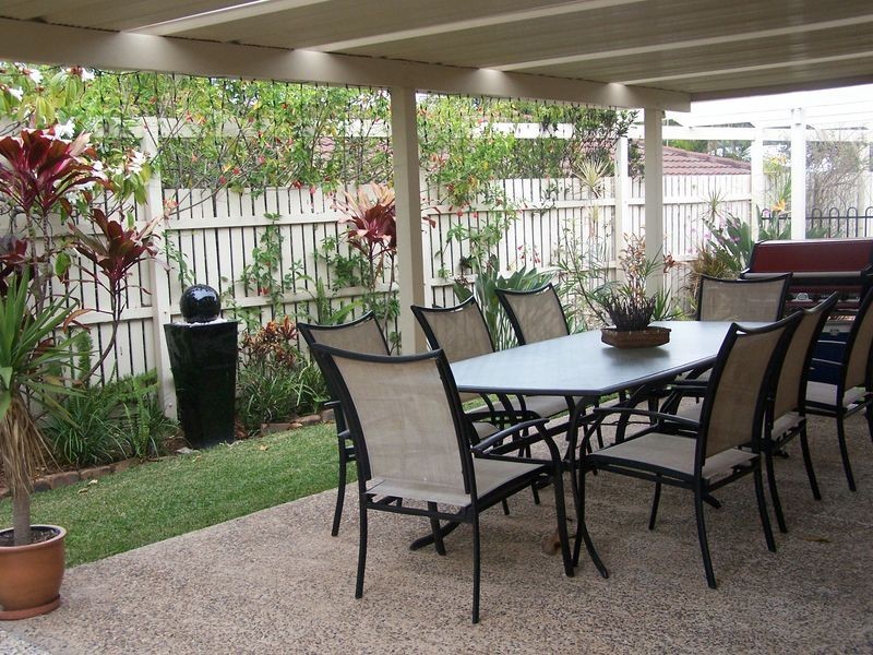 17 Sylvania Street, Wellington Point QLD 4160