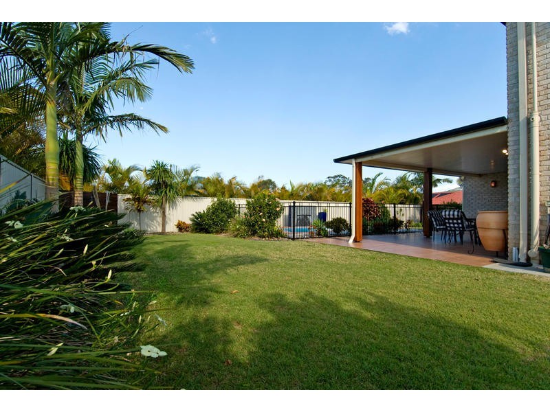 10 Mallan Terrace, Birkdale QLD 4159