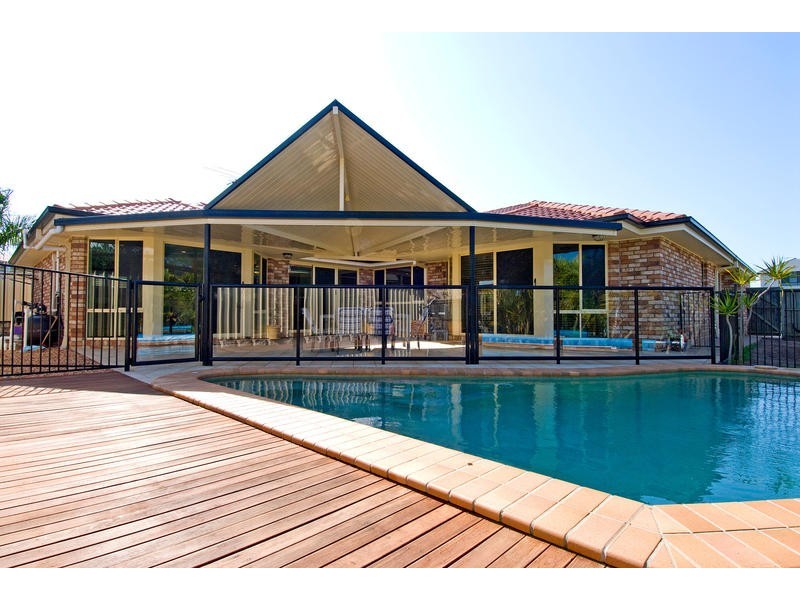 15 Joy Place, Wakerley QLD 4154