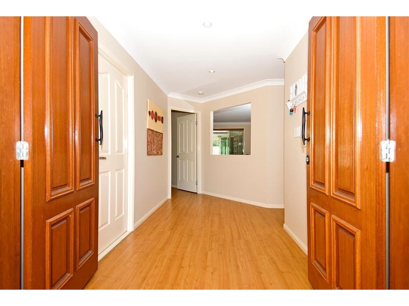 15 Joy Place, Wakerley QLD 4154