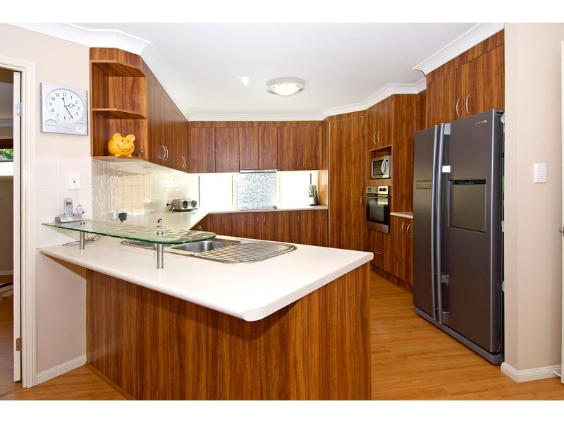 15 Joy Place, Wakerley QLD 4154