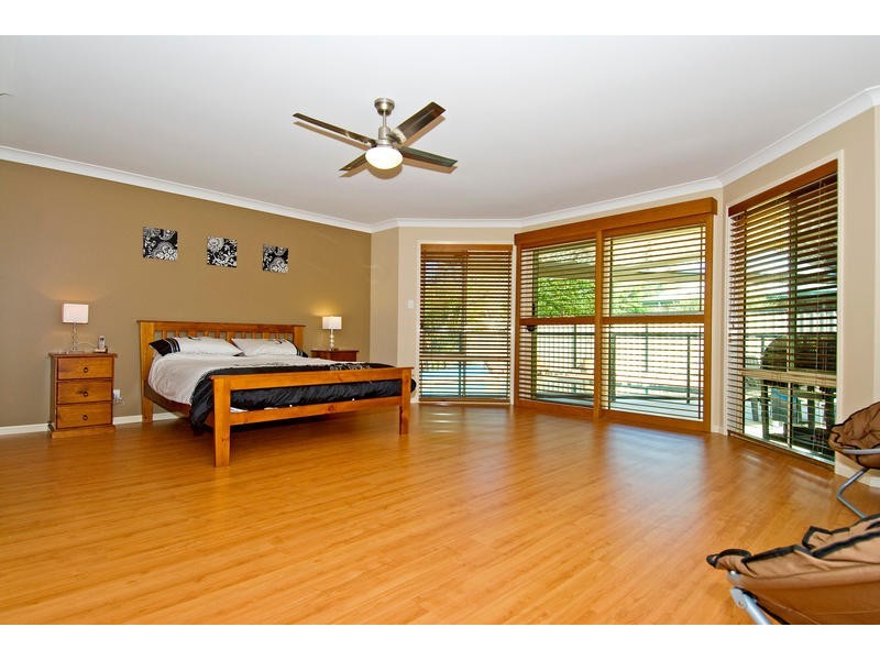 15 Joy Place, Wakerley QLD 4154