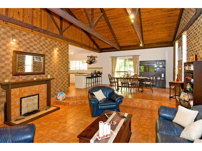 231 Birkdale Road, Birkdale QLD 4159