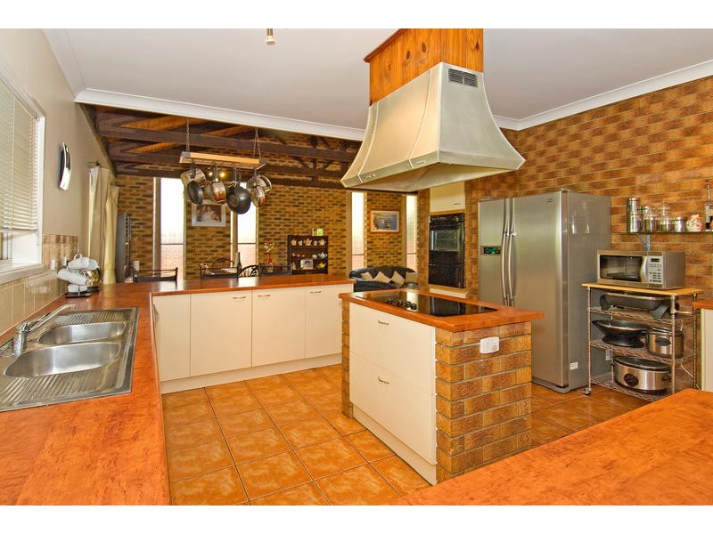 231 Birkdale Road, Birkdale QLD 4159