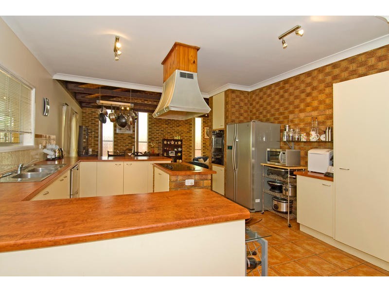 231 Birkdale Road, Birkdale QLD 4159