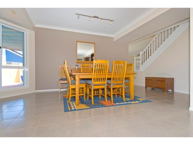 27 Mako Avenue, Birkdale QLD 4159