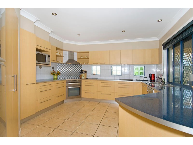 14 Highgreen Place, Thornlands QLD 4164