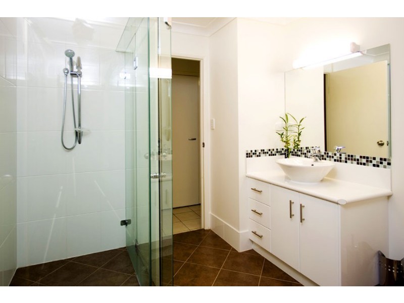 4 Caledonian Crescent, Alexandra Hills QLD 4161