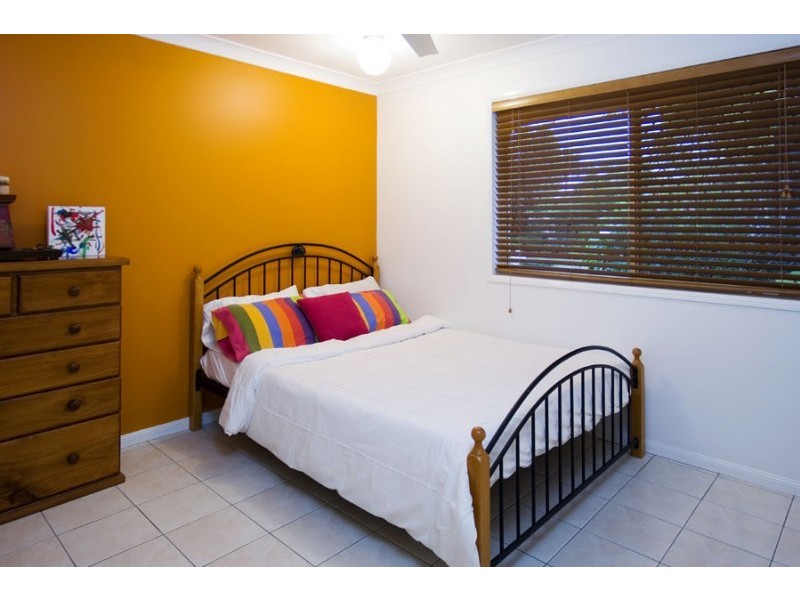 4 Caledonian Crescent, Alexandra Hills QLD 4161