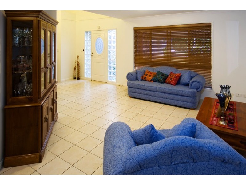 4 Caledonian Crescent, Alexandra Hills QLD 4161