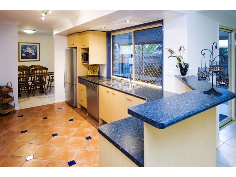 4 Caledonian Crescent, Alexandra Hills QLD 4161