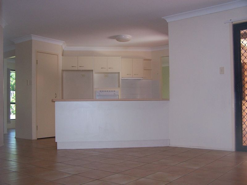 4 Eric Court, Cleveland QLD 4163