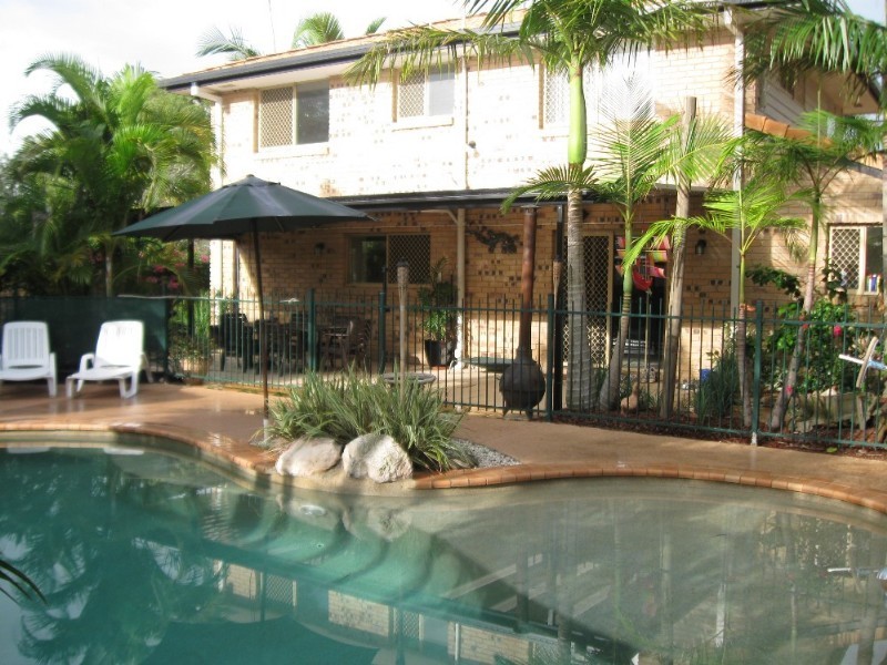 1 Glenwood Court, Birkdale QLD 4159