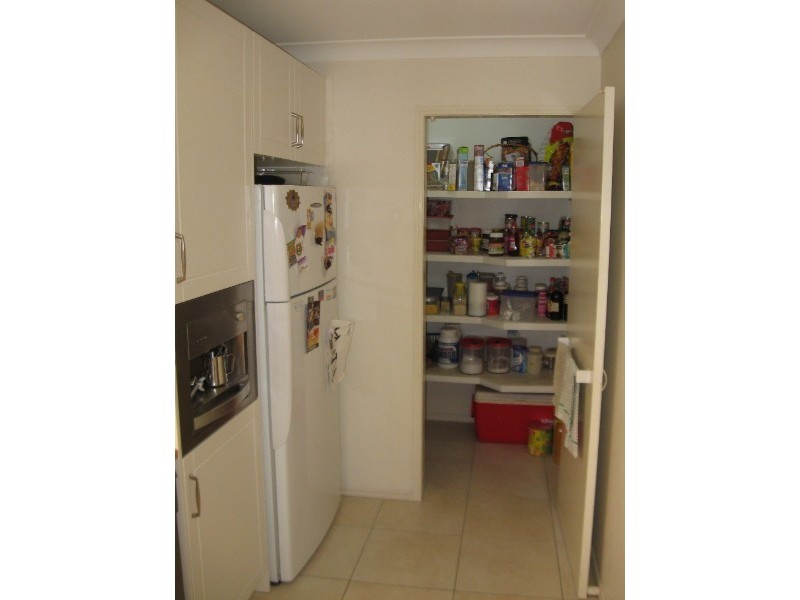 1 Glenwood Court, Birkdale QLD 4159